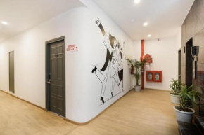 Super Townhouse The Awadh Airport Near Chaudhary Charan Singh International Airport